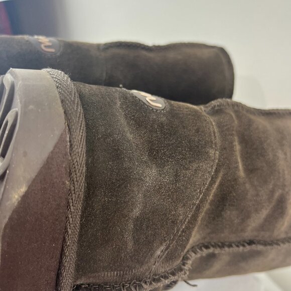 Emu Dark Brown Sheepskin Boots - Picture 12 of 12